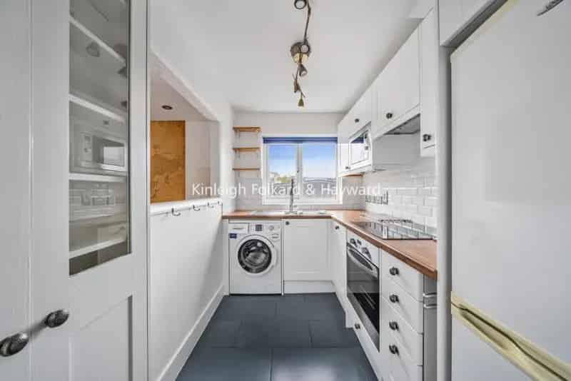 Two Bed Apartment South Bermondsey Chain Free Modern Development