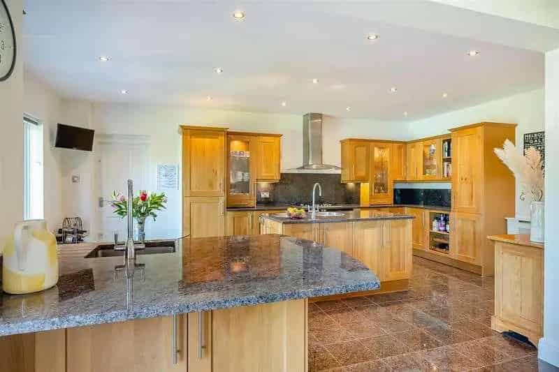 5 Bed Detached House For Sale In Four Oaks