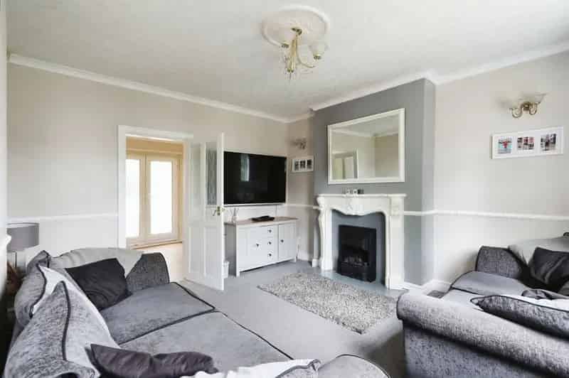 3 Bedroom End Terrace House for Rent Sheffield S5
