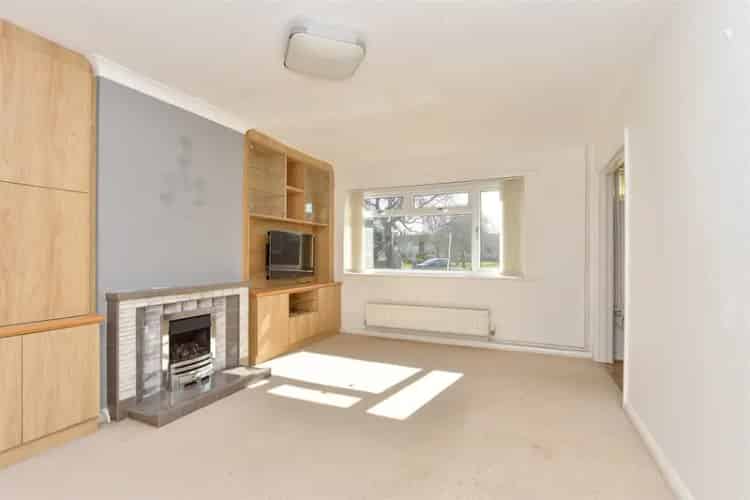 2 Bedroom Semi-Detached Bungalow for Sale
