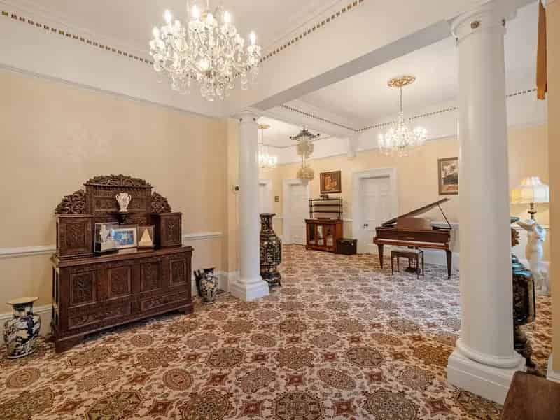 8 Bedroom Detached House For Sale West Midlands