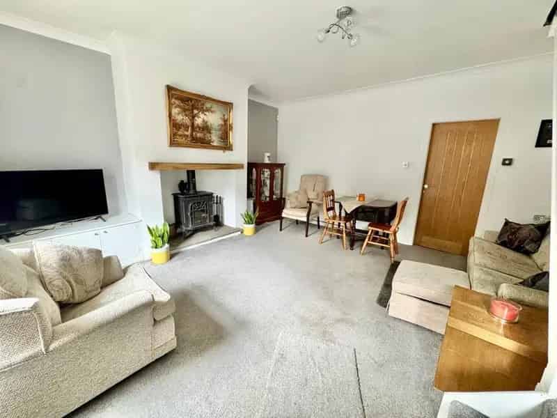 2 Bedroom Mid Terrace House for Sale in Bacup