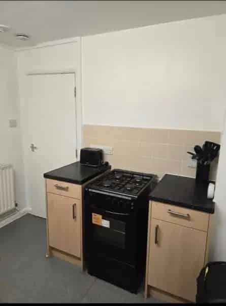 2-Bed Flat Chessington Exchange for New Malden House