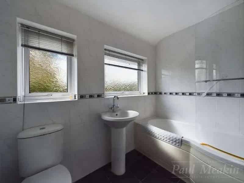 3 Bed Semi Detached House For Sale
