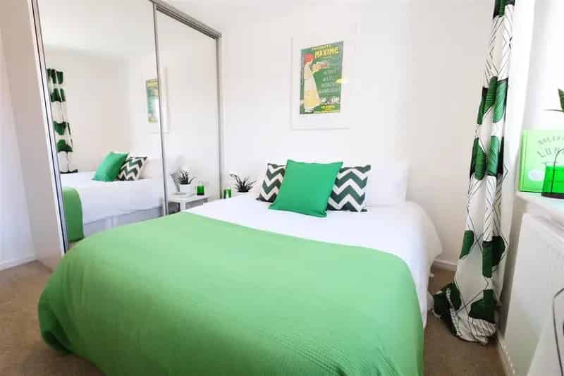 3 Bedroom Semi-Detached House to Rent