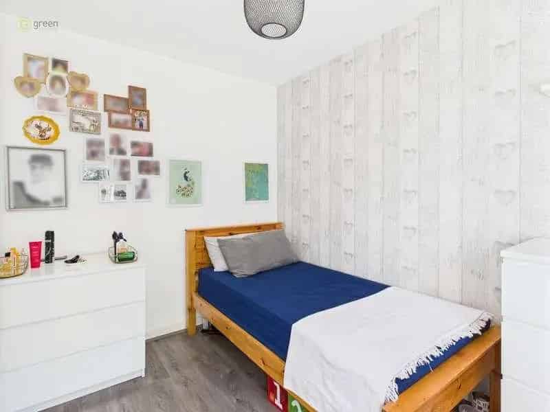 3 Bed House For Sale 884 Sq Ft 3 Bedrooms Modern Family Home