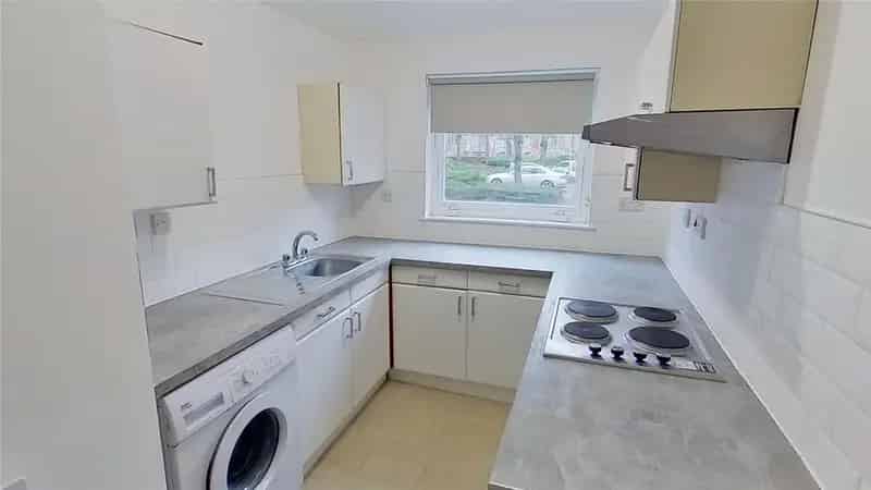 1 Bedroom Flat to Rent Ground Floor Spacious Flat