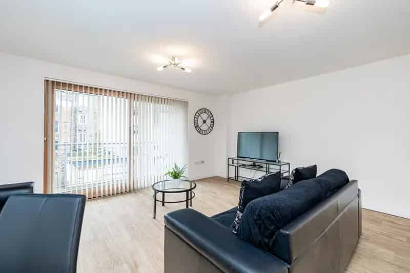 2-Bed Executive Apartment Aberdeen City Centre