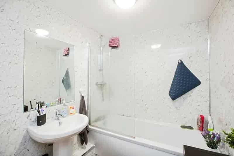 1 Bedroom Flat for Sale Halifax West Yorkshire HX2