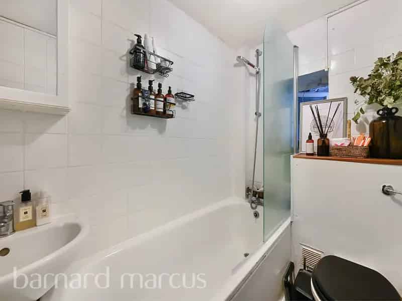 One Bedroom Flat Wandsworth Road