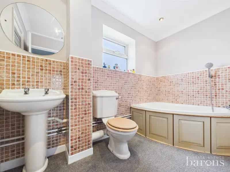 3 Bed Family Home for Sale Falkland Road Basingstoke