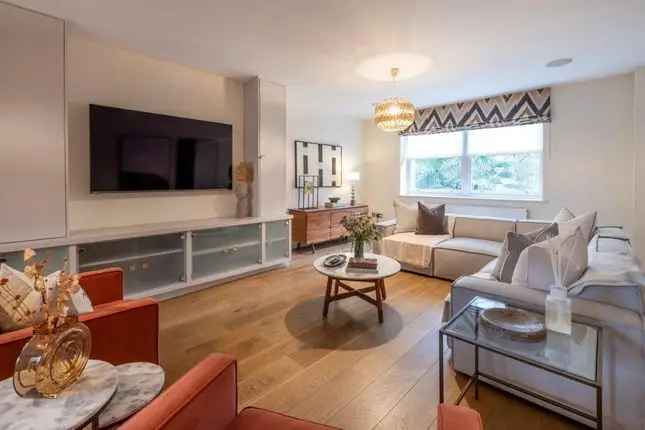 Six Bedroom House for Sale in St John's Wood NW8
