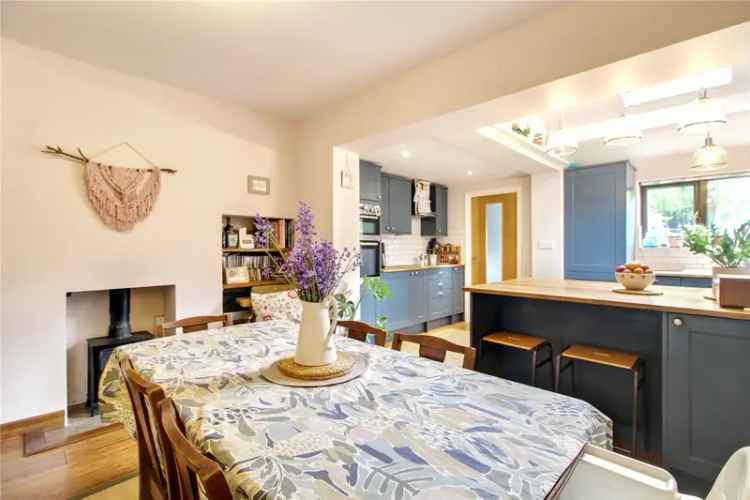 3 Bedroom House Poringland Stylish Family Home