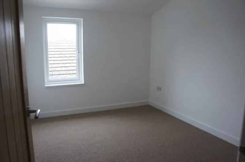 2 Bedroom House To Rent Available 2025