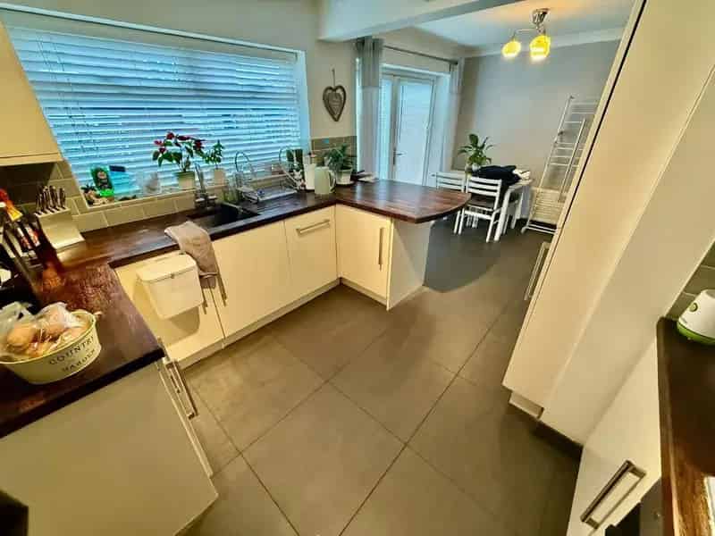 3 Bed Semi Detached House For Sale