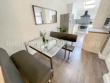 6 Bedroom Student House Kensington All Bills Included