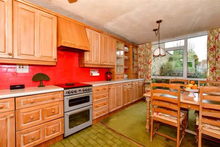 3 Bedroom Terraced House for Sale by Modern Auction