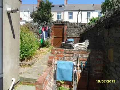 2 Bedroom Flat Cardiff Pen-y-Lan  Ground Floor Garden