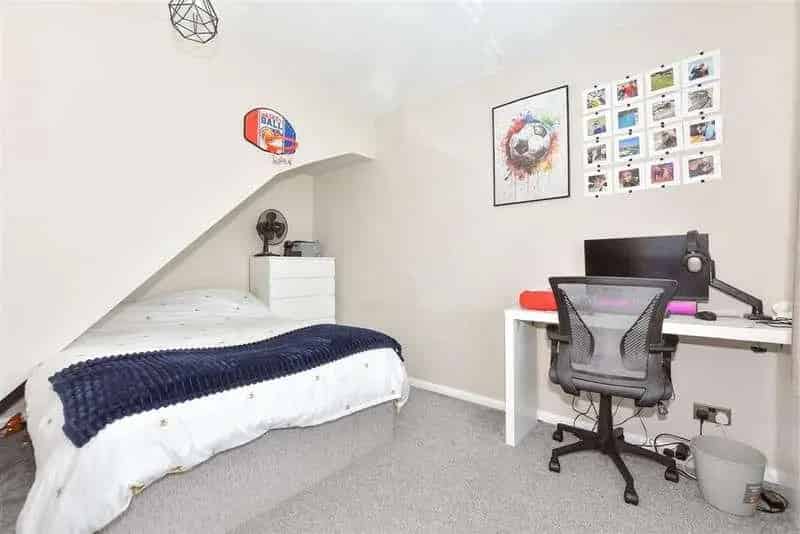 4 Bed House for Sale with Self Contained Annex