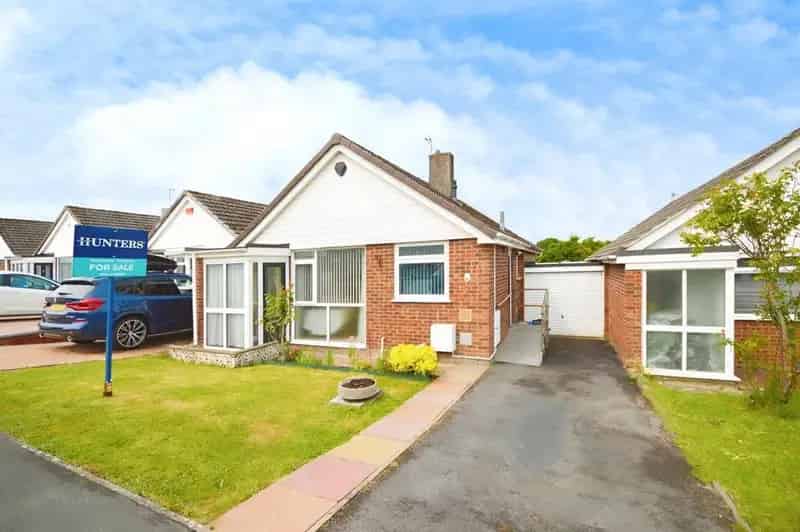 2 Bedroom Semi-Detached Bungalow for Sale
