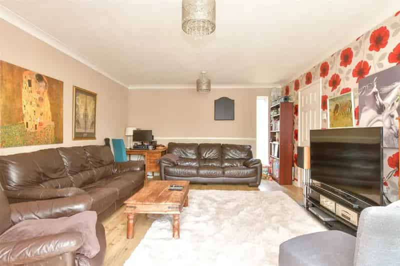 4 Bedroom Terraced House for Sale Near Bluewater