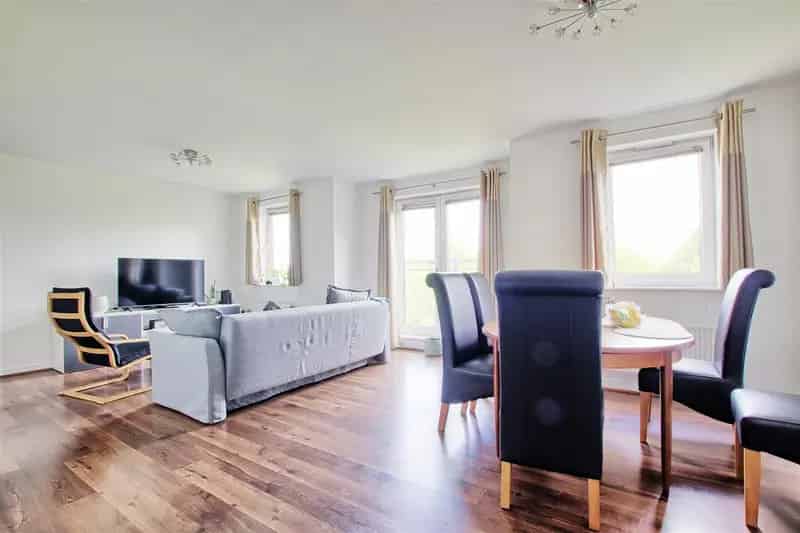 3 Bedroom Apartment Hampden Gardens Cambridge