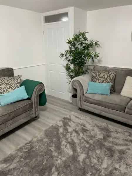 Two Double Bedroom Flat Swap for Right to Buy