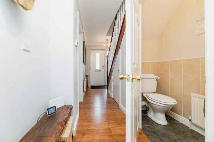 4 Bedroom Family Home with Garage and Garden