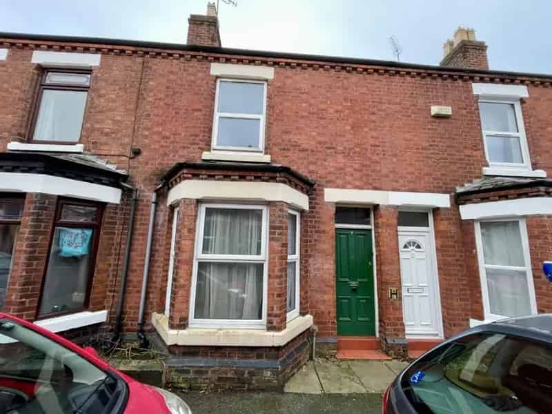 4 Bedroom House For Sale Chester