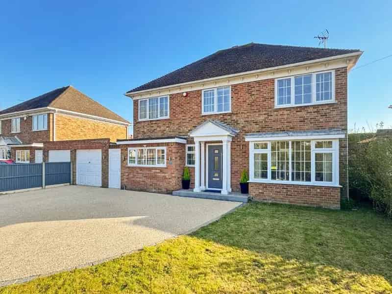 4 Bedroom Detached House For Sale Folkestone