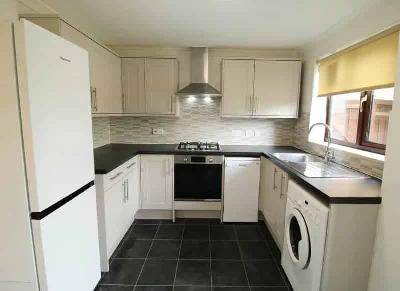 2 Bedroom House to Rent Oxford
