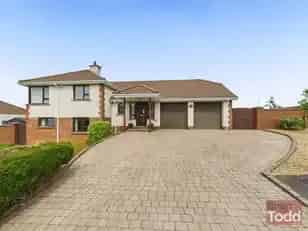 Coastal View Bungalow 4 Beds Double Garage Modern Kitchen