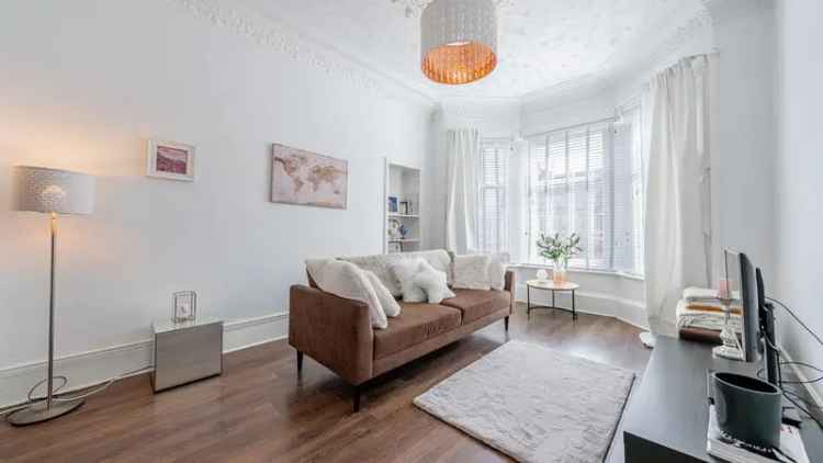 1 Bedroom Flat for Sale in Shawlands Glasgow