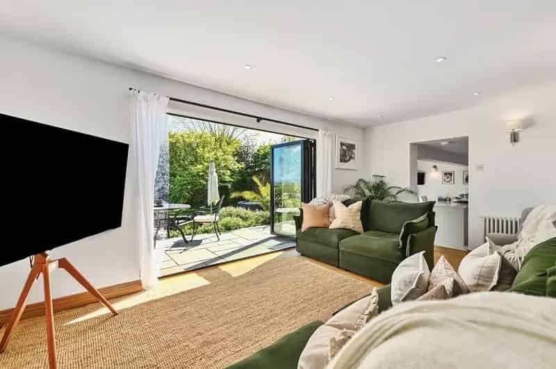 3 Bedroom Detached House Rye East Sussex