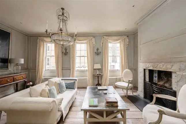 Georgian Terraced House Kensington W8 3 Bedroom Grade II Listed