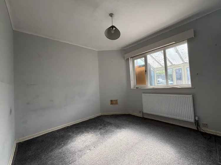 Two Double Bedroom House Near Schools and Motorways
