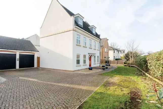 5 Bedroom Detached House Charlton Hayes Bristol