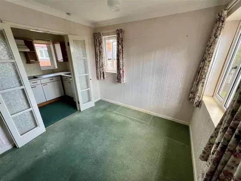 2 Bed Retirement Apartment for Sale