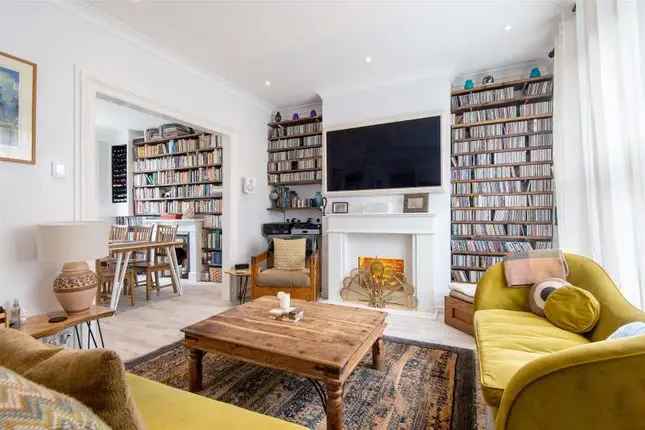 Three Four Bedroom Period House Near Hampstead Heath