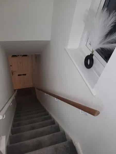2 Bed House for Sale - Quiet Road - Large Garden
