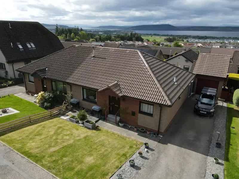2 Bedroom Semi Detached Bungalow For Sale Westhill Inverness