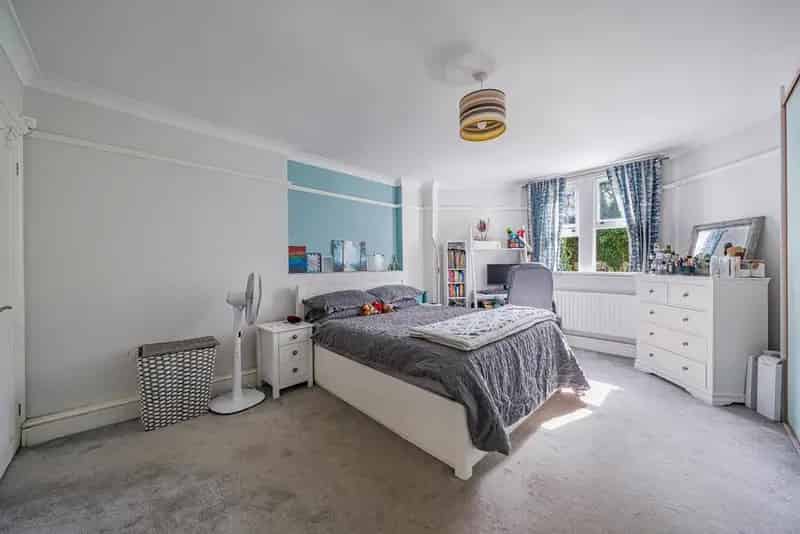 Two Double Bedroom Garden Flat near Blackheath Village