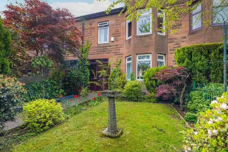 3 Bedroom Terraced House for Sale Scotstoun