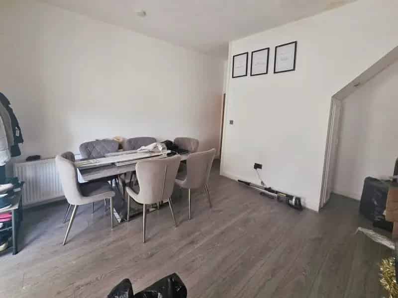 2 bedroom Mid Terrace House to rent, Platt Bridge, Greater Manchester, WN2