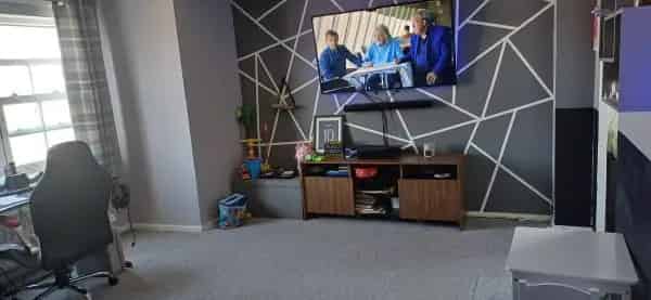 Large 2 Bed Flat Near Town Centre