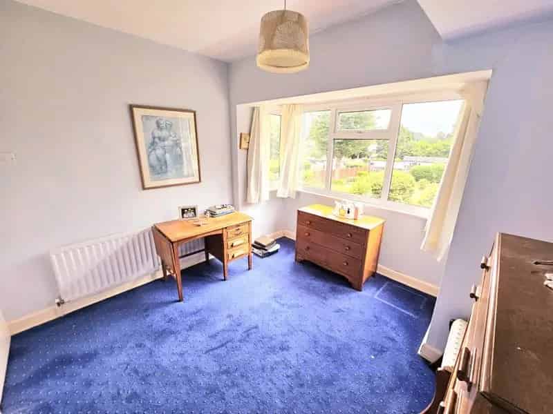 4 Bedroom Semi Detached House to Rent