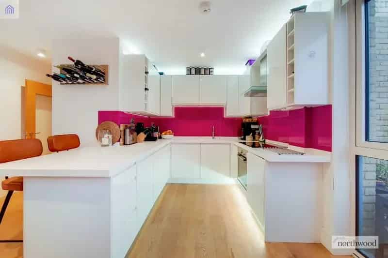 Flat For Sale , Gipsy Road, London, England