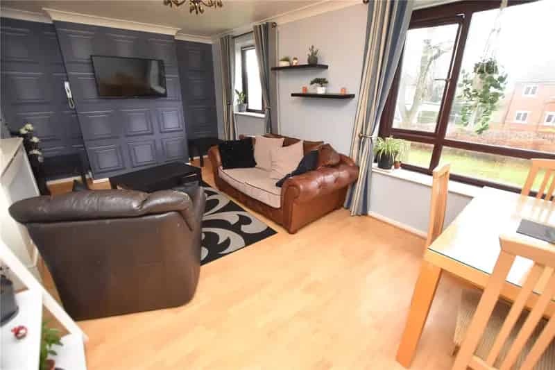 First Floor Apartment Two Double Bedrooms Allocated Parking