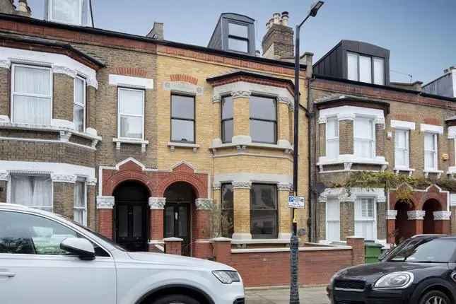 Terraced house for sale in Shenley Road, Camberwell SE5