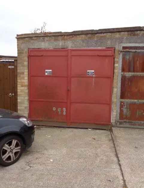 Industrial For Rent in Maldon, England